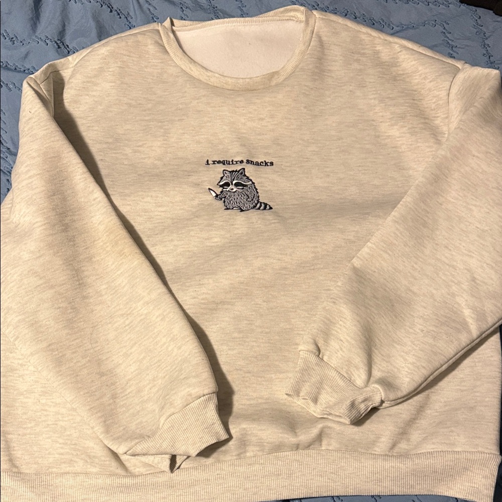 gray sweatshirt